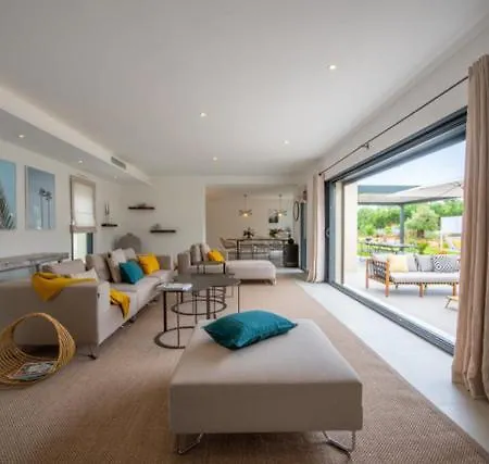 Luxine By The Pearls Collection Villa *